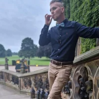 mr_dee's Profile Pic