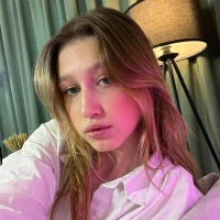 place_eva's Profile Pic