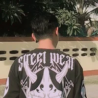 Ize_TH profiképe