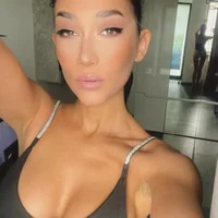 Scarlett_Charm's Profile Pic