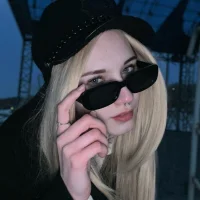 RoseSpicy live cam model