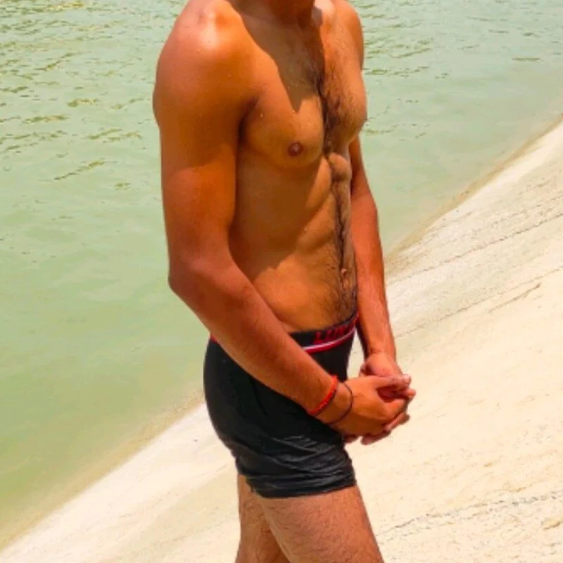 vkhotboy143 profile photo