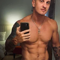 derek_silverfox