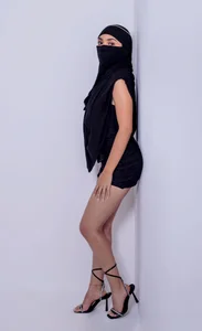 _Tariq Sexy girl зображення