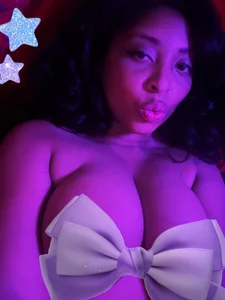 BaileyBaird Public Pic 8