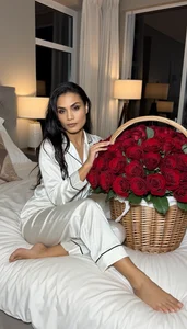 HoneyOnCam Public Pic 7