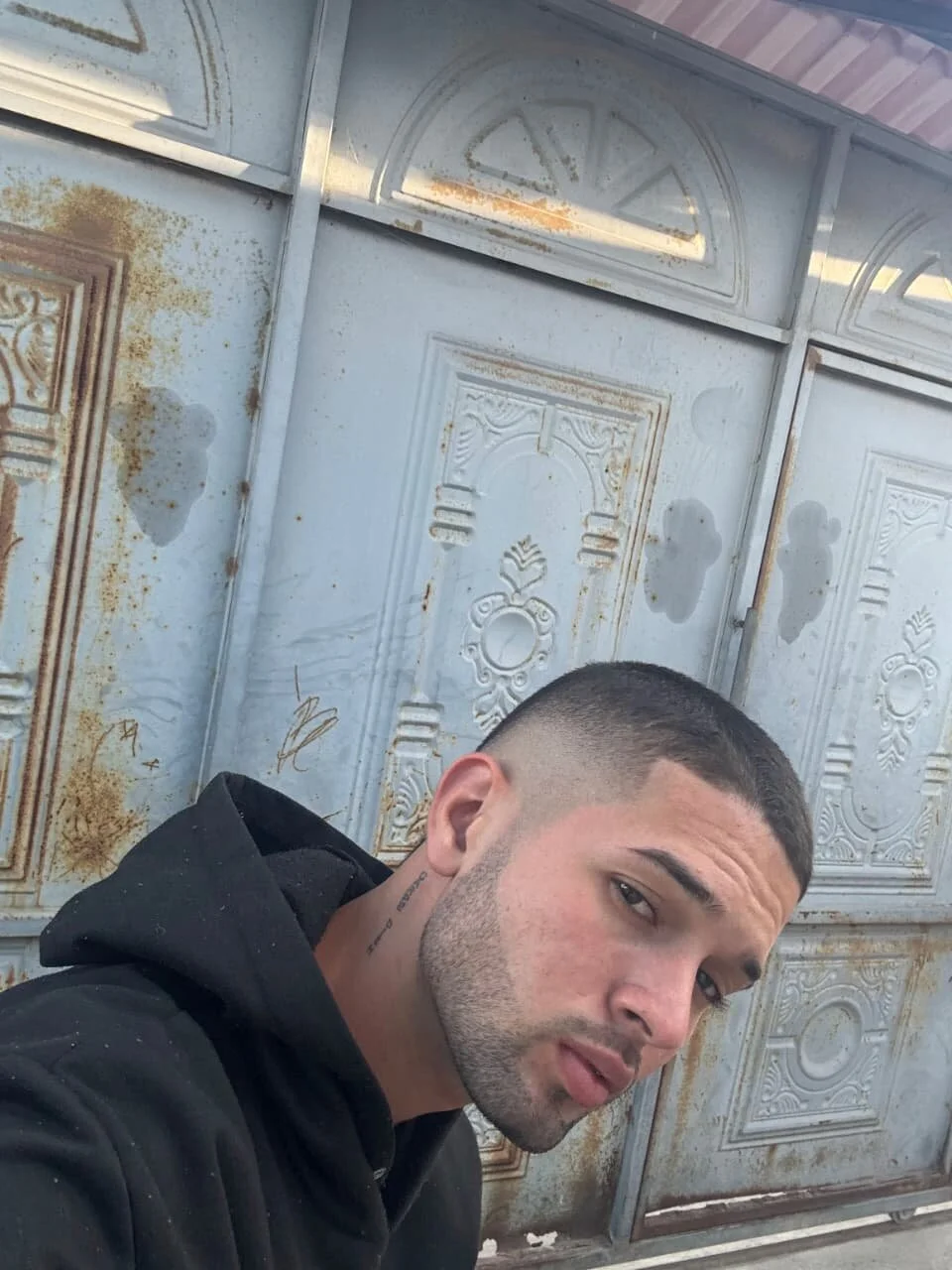 Ian_Valenti 热门图片 3430