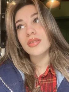 SpringSummers I'm Mia Nice to meet you Fotka 4