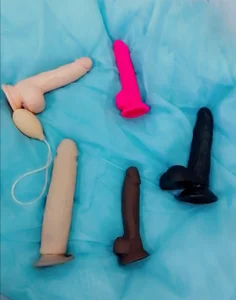 mollieblue69 MY TOYS AND HEELS Pic 5