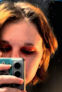 CurlaPettyBom what kind of music do you like to listen to? Pic 2