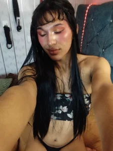 Pamela_Anderssom Nuevo look Εικόνα