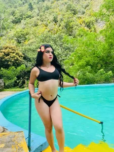 Pool day de Jasmine_Jones7  4 Imagens