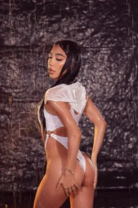 IsabellaLux_ Dangerously irresistible Fotka