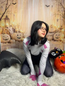 Spider gwen de Yukino_mae  3 Imagens