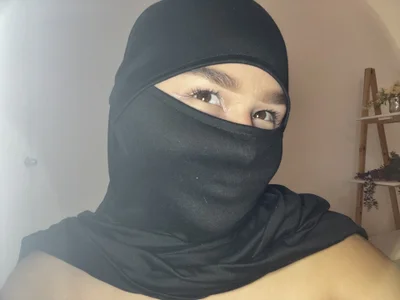 _zharaa Reflections of the soul ❤️‍🔥 Foto 6