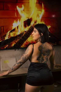 MelaniieRoux ELEGANT 🔥 Pic