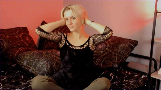 BethanyCloud Me again Poză 3