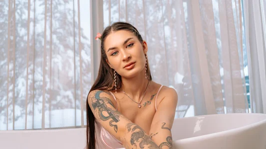 RachelSimpsonn When Feelings Bloom🌷  3. fénykép