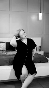 SelenaLily Public Fotka