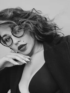 LuisaGranados Black & White 🤍🖤 Poză 5