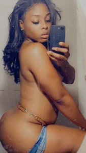 prettiexotic Public Εικόνα 4