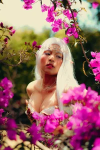 EviePhoenix Awaits my arrival with the first light of the fifth day ✨🌿 Pic