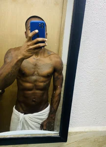 Damian_hart_24CM Public Pic 2