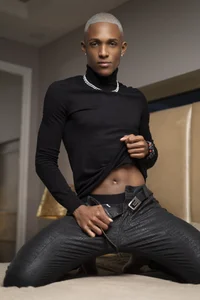 Adam_Byker Public 사진 5