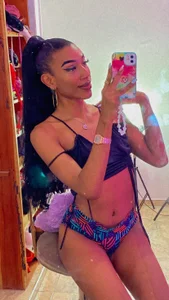 Kimberly_thompsom Public Pic 9