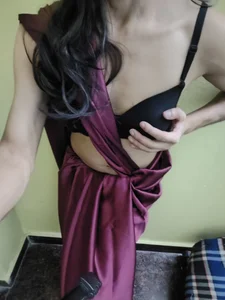 Um_little_Femboy Saree Pic 2