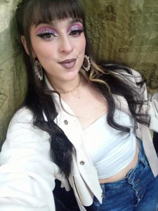Melody_Bluee_ Public Pic 9