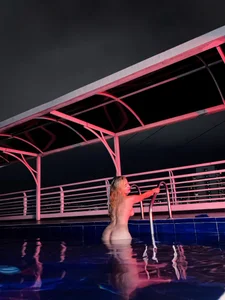 SalomeLarzon A sweet night💦 Immagine  3