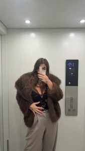 MilaHornyGirlPublic图片 2