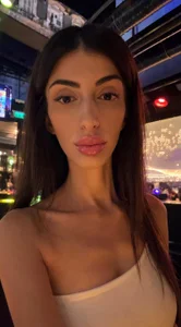SkinnyDolly New night out Pic 2