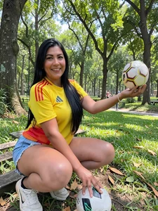 🌎 Football, Fun & Good Vibes ⚽ od IsadoraVex  8 snímek