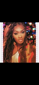 PrettyParis de PreddiParis00  2 Imagens