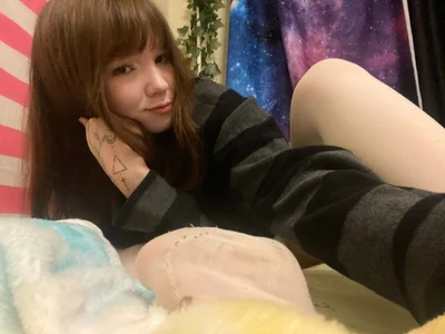 DelugedGrub Sweet girl 圖片