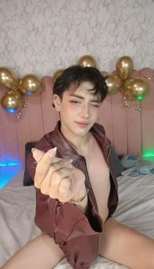 Leo_Williamss HAPPY BIRTHDAY TO ME 🎂🎈 Pic 5