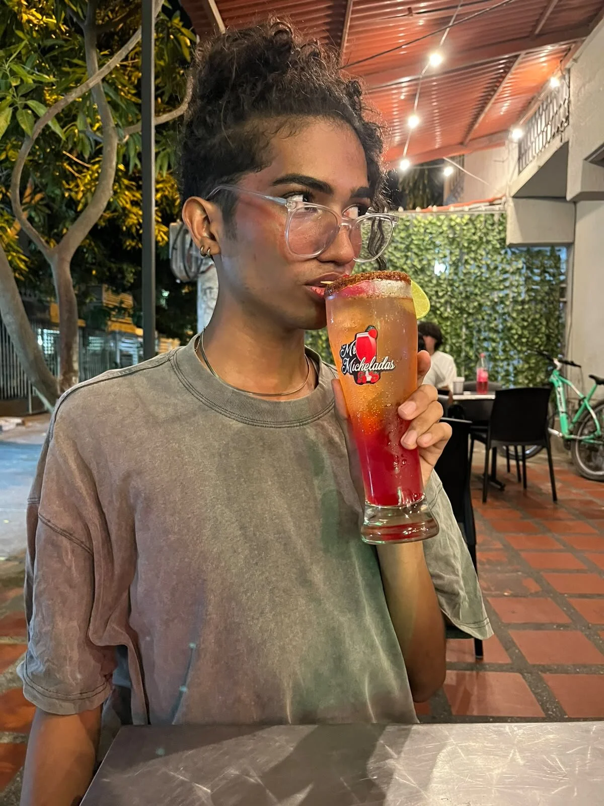 triiangel_latinboy Trendaava kuva 3045