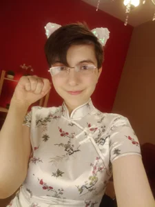 Lily_Marlin Public Pic 5