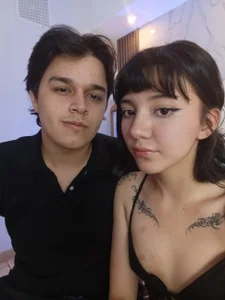 Public de Melody_and_Max  2 Imagens