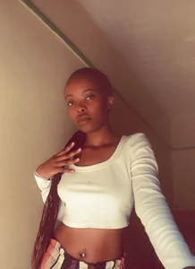 Petitegirl26 Public slika 2