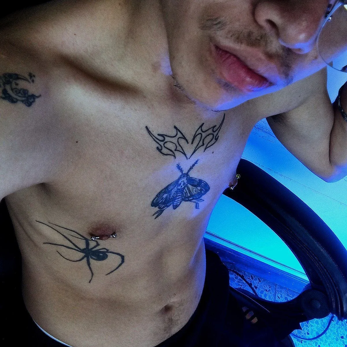 Трендове зображення  6435 Bennet-Grayy