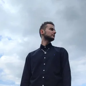 MihasikD Public 사진