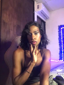 queen_luxx boo Pic