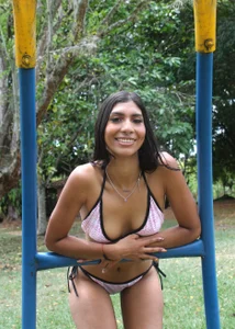 taty_miller Bikini day💧🥵 Pic 2