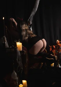 Dark Aly de CurvyAly  6 photos