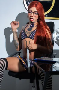 EmmaHills_Sex Your Favorite Teacher 🤤 Foto