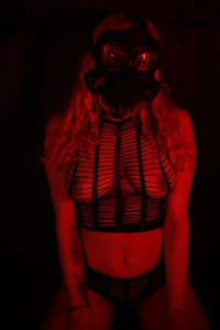 Michelle-Daniels “Hidden face, dangerous intentions. 🔥🥀” Pic 2