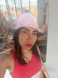 sofiaa_cardenas Public slika 5